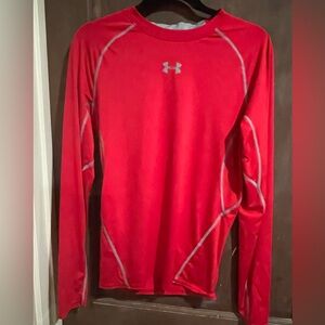 UNDERARMOUR DRIFIT COMPRESSION HEAT GEAR SHIRT. RED/GRAY. LARGE